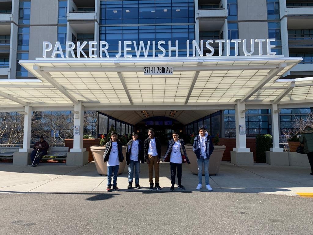 Suds4Society's tweet photo. @dfcusa We can make a difference!
Meeting and reminding seniors at Parker Jewish Institute how important handwashing is this flu season.
#Suds4Society #stopthespread #wecare @dfcusa #designforchange #icandfc #saynotofluvirus #notocoronavirus https://t.co/TiVqMiQ2QF