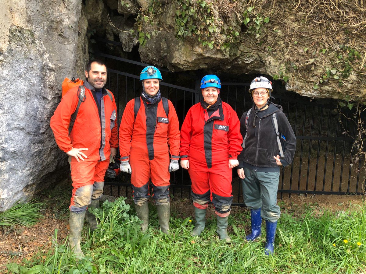 LabTecUsal's tweet photo. Estos días, el Labtec ha participado en una nueva campaña de investigación en la cueva de #Atxurra #artepaleolítico #cueva #3D @GarateDiego @Rivero_Vila_O https://t.co/bK66LbQ4Ez