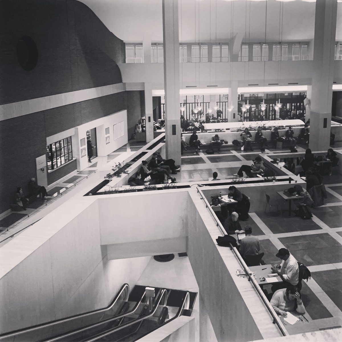 waters_writes's tweet photo. Excellent PhD training day @britishlibrary #blopenday with @CathyJewison yesterday! https://t.co/v24sQGC18u