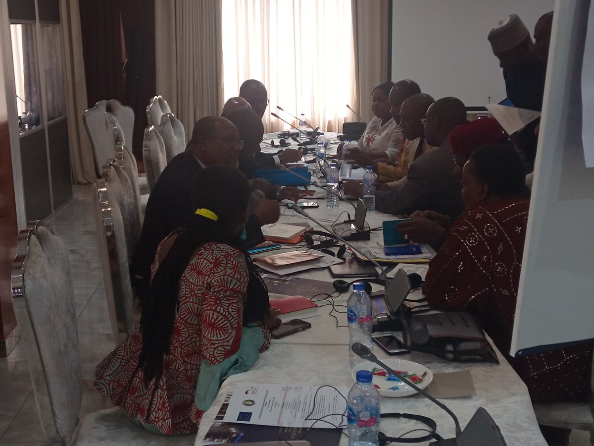 AAipri's tweet photo. ECOWAS Small Arms Division with EU and GIZ organising the les sons learnt on the ECOWAS-EU Small Arms project on collection on small implemented by UNDP before the kick-off of the 11edf project on traffiking. https://t.co/yDEFP7L9nW
