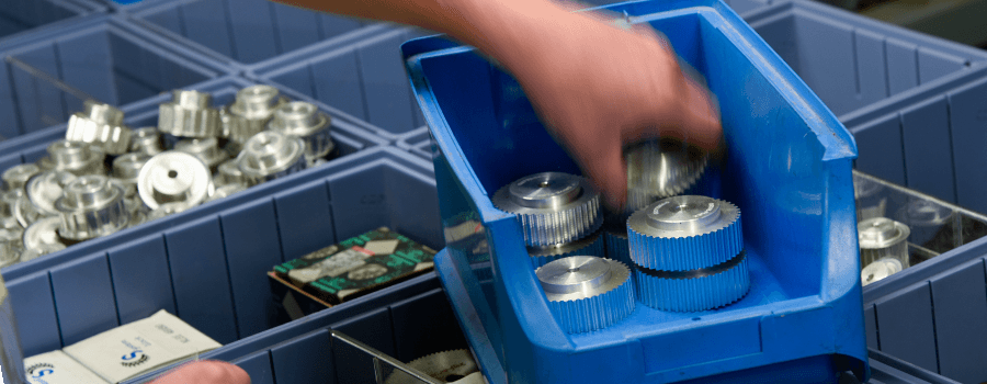 TransDevGB's tweet photo. We're looking for a Warehouse Operative for our main distribution warehouse in Poole. WHO/1118/01 | TransDev https://t.co/OHM3wkHjN2 https://t.co/cLirs6akF9