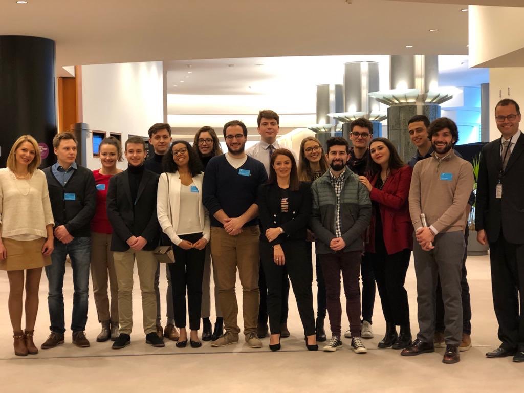Miriamdalli's tweet photo. Such a positive exchange of views with students on the #EuropeanGreenDeal &amp; Climate Law! 

Their interest in law &amp; the environment and inquisitive questions on workers’ rights, social protection and industry impacts is a positive reassurance of our future

#FutureofEurope https://t.co/hj53IAXvd1