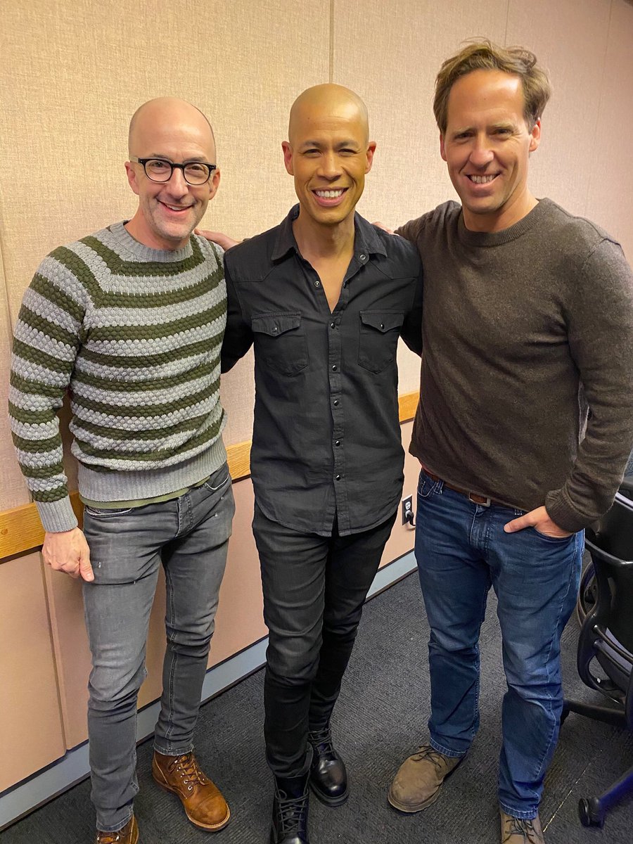 Been a fan of <a href="/NatFaxon/">Nat Faxon</a> for years going back to <a href="/brokenlizard/">Broken Lizard</a> and I’m an OG “Community” fan of @RashisTVUgly so it was a real treat to interview the Oscar-winning writing duo for the <a href="/CBSThisMorning/">CBS Mornings</a> #CTMPodcast to discuss their new film <a href="/Downhill_Movie/">Downhill Movie</a> cbsnews.com/news/cbs-this-…