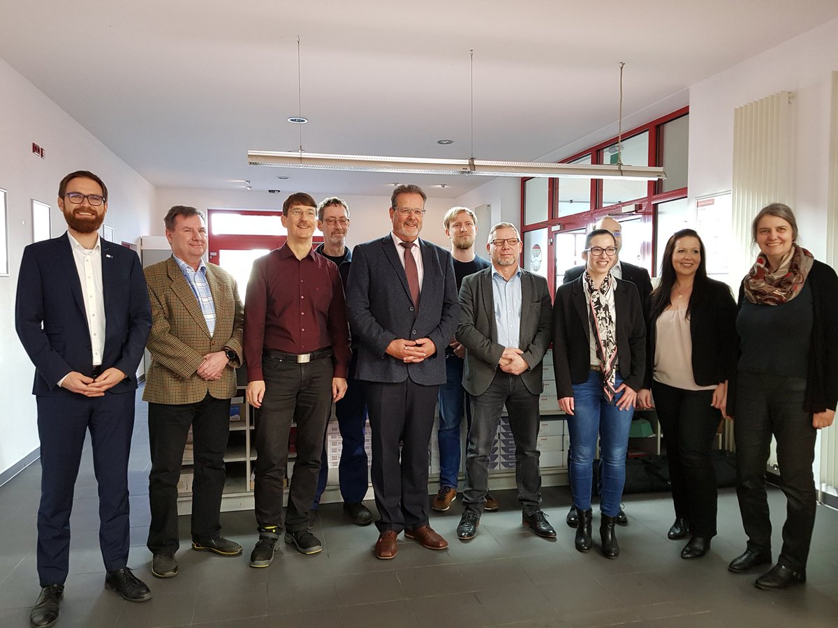 1999 gegründet, zählt die #Umweltallianz <a href="/sachsenanhalt/">Sachsen-Anhalt</a> heute knapp 250 Mitglieder, die sich im Bereich #Nachhaltigkeit engagieren – darunter auch zahlreiche Unternehmen der #Chemie-Industrie. Heute fiel der Startschuss für den AK Umwelt 🚀
@UmweltLSA @claudiadalbert