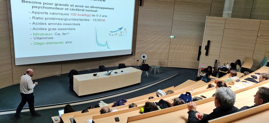 Hauteurs_UGA's tweet photo. Exemple chez le jeune enfant : les besoins d'un nourrisson sont très élevés : une alimentation végétalienne n'est donc pas adaptée et peut provoquer de sévères carences. #nutrition #idexrsc https://t.co/m92faJzk05