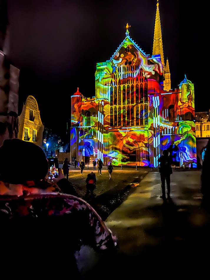 NorwichBIDUK's tweet image. (3/3) Our sponsors have allowed #LoveLightNorwich to bring people together and helped us to create a festival for everyone to enjoy. @norwich_puppet @Nrw_Cathedral @norwich_market @thehallsnorwich, @NorwichArtCentr @FSGSigns Tower Construction and @VividInterface