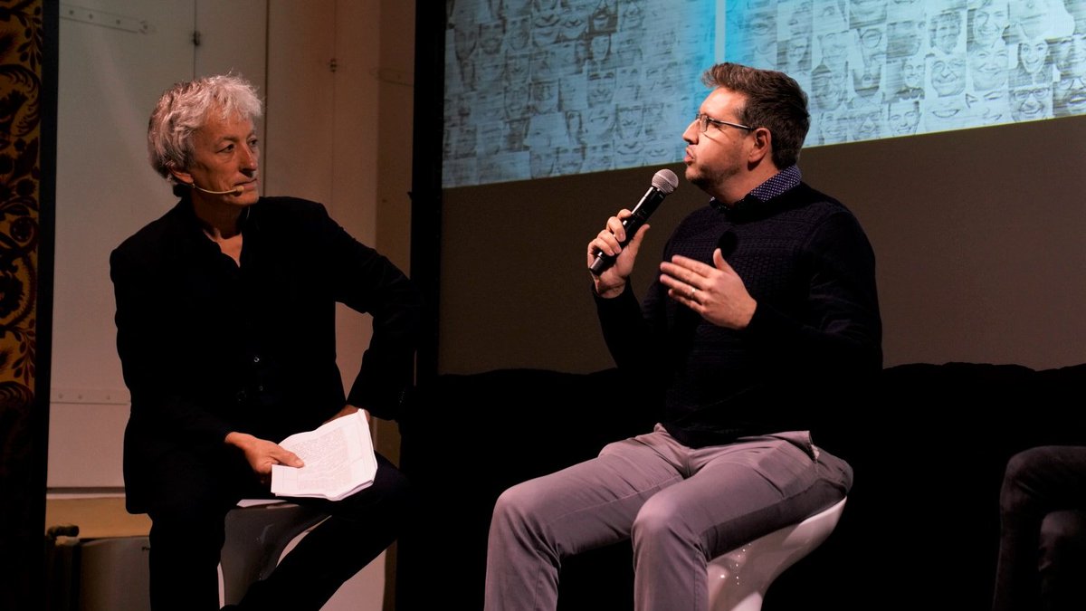 TIM_Official's tweet photo. Enrico Alletto ci parla del progetto #OpenGenova: “Una piattaforma nata per diffondere e promuovere la divulgazione digitale per tutti”. Operazione #RisorgimentoDigitale https://t.co/1wdmbyPP1y