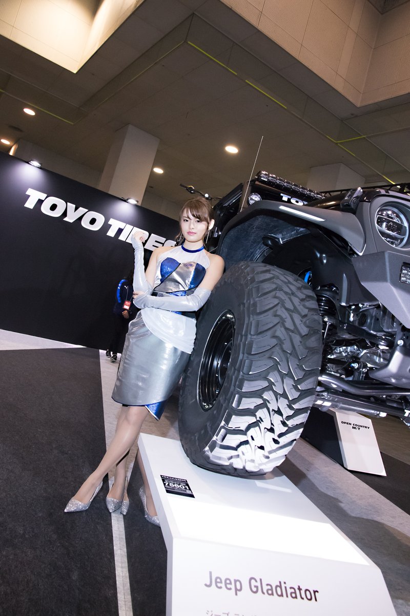 atsu44444's tweet photo. 大阪オートメッセ2020（2020.02.16）　TOYOTIRES　宮澤里緒菜さん（２）

#宮澤里緒菜　#TOYOTIRES　#トーヨータイヤ　#大阪オートメッセ2020　#OAM2020 https://t.co/c6rqt1bEvF