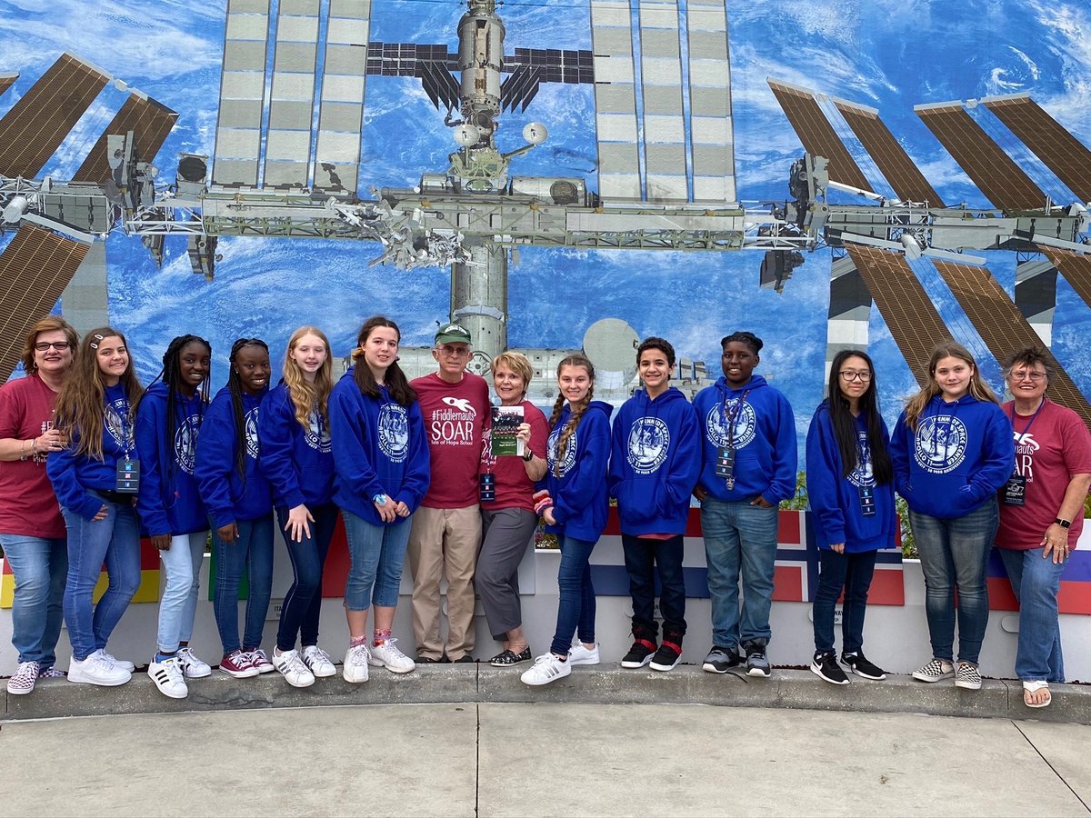 SCCPSS's tweet photo. Congratulations!! @IsleOfHopeSTEaM #Fiddlernauts competed in the National Student Astronaut Challenge Finals held at @NASA earlier this month. They received the gold medal for the Landing Challenge and were crowned National Champions! #PublicSchoolAdvantage https://t.co/BLE3wNFQtK