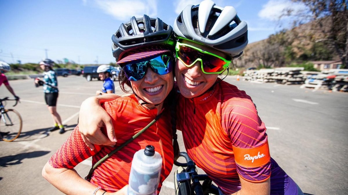 In our latest article, we caught up with @Rapha's Caroline Crosswell, Director of Retail, to find out how the cycling brand is driving performance by putting community before commerce: buff.ly/3bMk5Ut