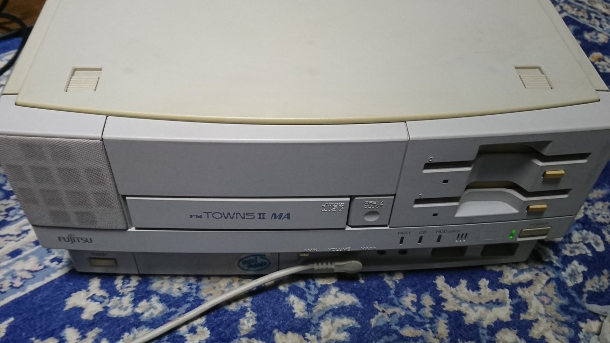 FM TOWNS 斬II 起動確認済 FM TOWNS 斬II 起動確認済 FM-TOWNS II MEを久々に起動させ