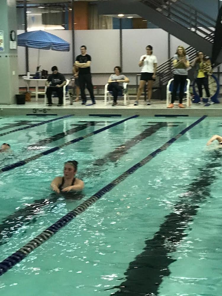 lifestart's tweet image. Experience Triathlon hosted their 2nd Indoor Triathlon at our Chicago Central Park location this past week! Our members did a fantastic job completing a 10 min swim, 30 min bike, &amp;amp; 20 min run - a great way to start triathlon training before Spring!

#triathlon #lifestart