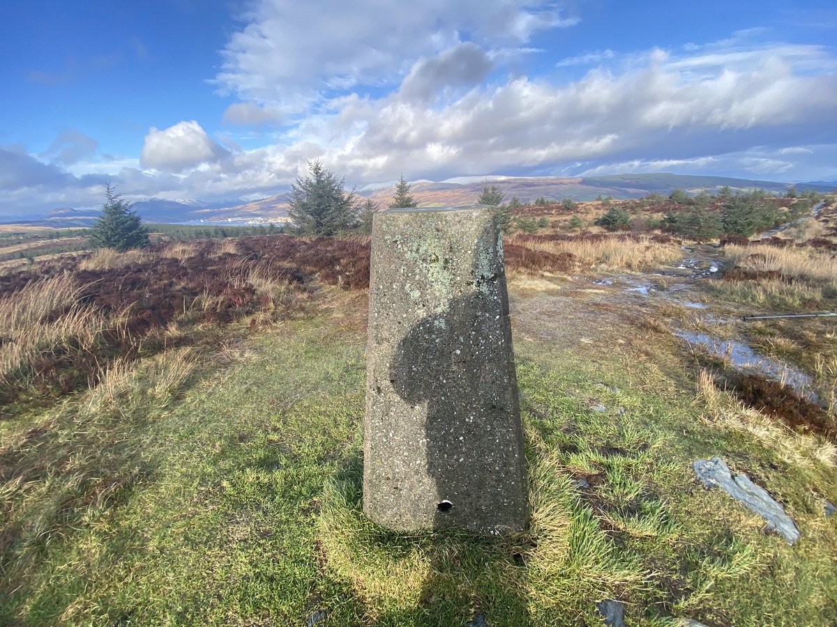 RealifersRoss's tweet photo. It’s official - The nights are fair stretching 🌞🌎🌪#practicinglandscape #lochlong #firthofclyde @The_Lighthouse https://t.co/Ve0doyi965