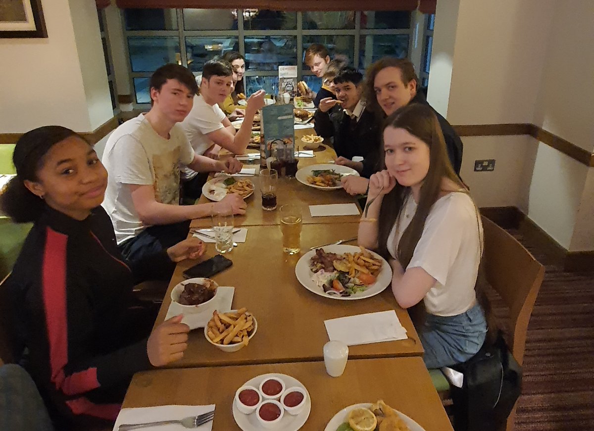 ValeYouthForum tweet media