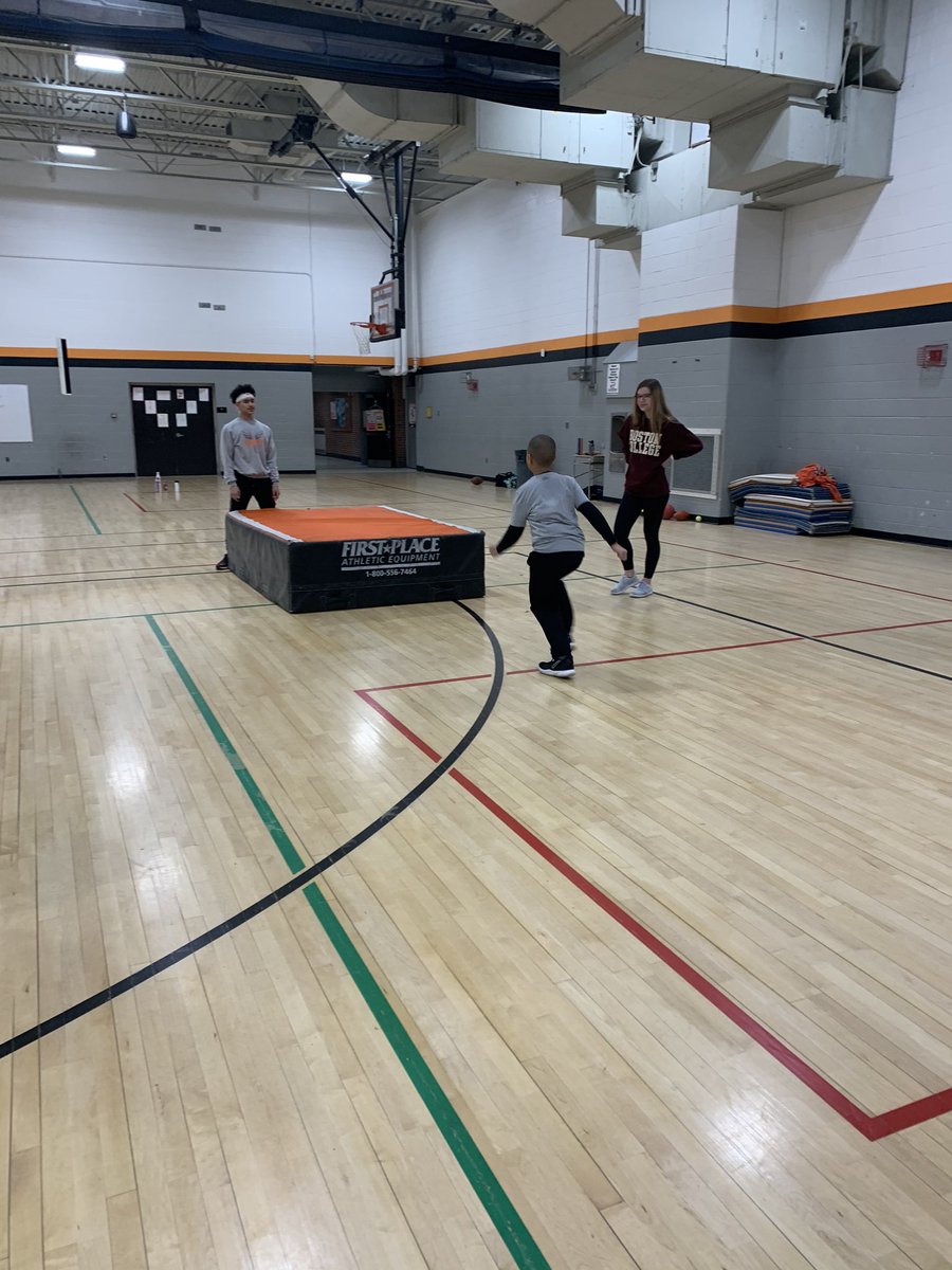 crowleyscience's tweet photo. So proud of these amazing SHS athletes out here teaching the #FutureBlackKnights about their events. Great work today everyone! @Stoughton_AD @l_feeney @TheCoachSpaz https://t.co/9xLDvezvA4