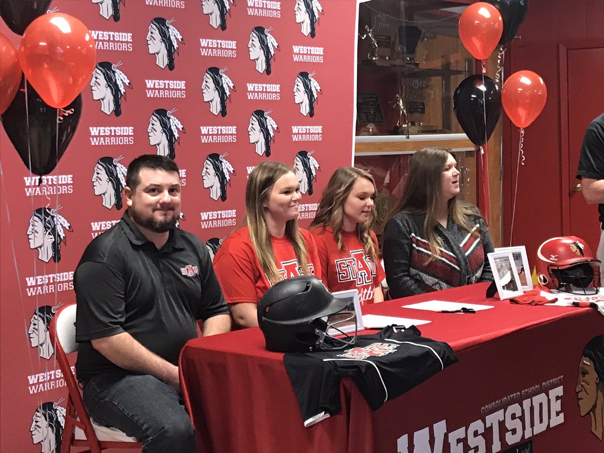 mattschwartztv's tweet photo. A pair of Westside softball teammates and twin sisters will continue their careers at the next level together. 

Paige and Elizabeth Cox are staying home as they signed with Arkansas State softball this morning.

Hear from them tonight on @Region8News @AStateCSoftball https://t.co/yhDgPKxgmp