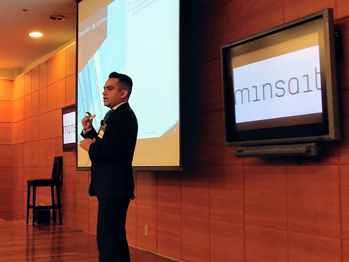 CIOMexico's tweet photo. Erik Moreno, Director de #Ciberseguridad de @minsaitbyindra en México, expone cuáles son las "Tendencias de la #protección desde una perspectiva de riesgo tecnológico", en el seminario #CSO20mx
@computerworldmx #cibercrimen #riesgos https://t.co/a3FnwMBcYw