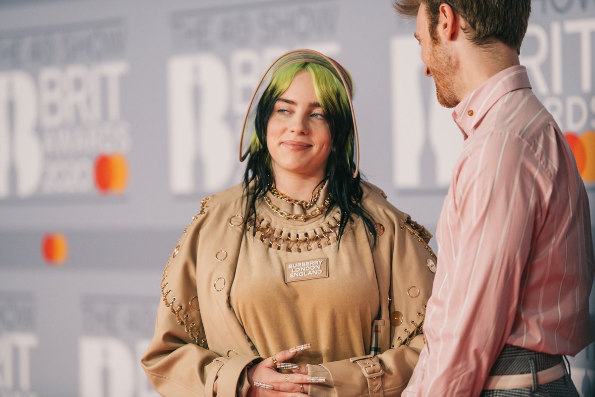 MastercardUK's tweet photo. .@billieeilish is everything we could ever want at The @BRITs💚 #BRITs https://t.co/QRpXT9fkxt