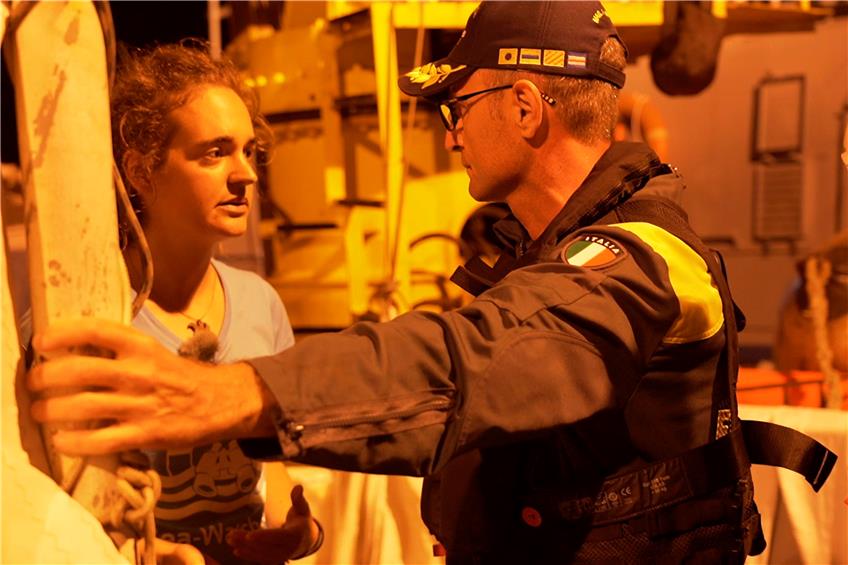 Dokumentarfilmer und <a href="/ndr/">NDR.de</a> Journalist Jonas Scheijäg aus #Bisingen hat im Kino in #Balingen das Leben auf der „Sea-Watch 3“ gezeigt. Benjamin Rebstock war bei und nach der Vorführung dabei. (paca) zak.de/Nachrichten/De… #zakplus <a href="/seawatchcrew/">Sea-Watch</a>