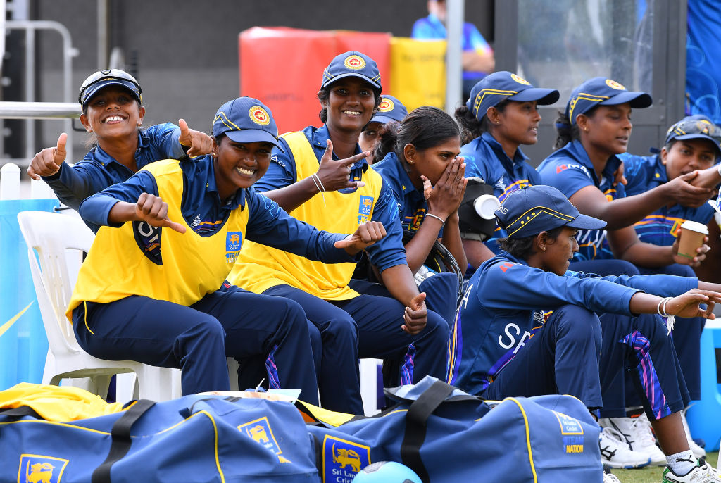 👍 All smiles for 🇱🇰 after their 10-wicket warm-up win over 🏴#T20WorldCup
