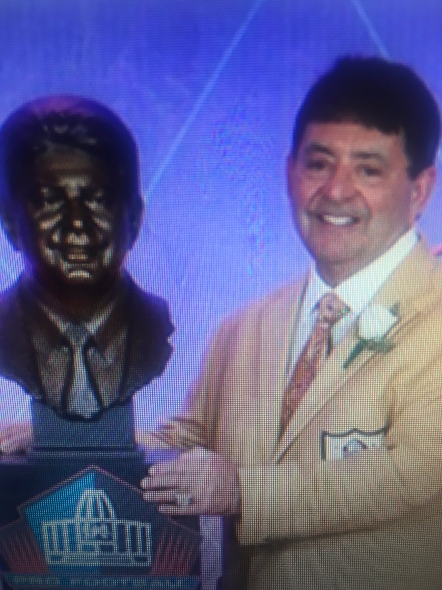 President Trump  grants clemency to former 49ers owner Eddie DeBartolo Jr.  DeBartolo pleaded guilty to a felony in 1998 when he paid $400K to former Louisiana Governor Edwin Edwards in exchange for a riverboat license. @21 Wfmj.