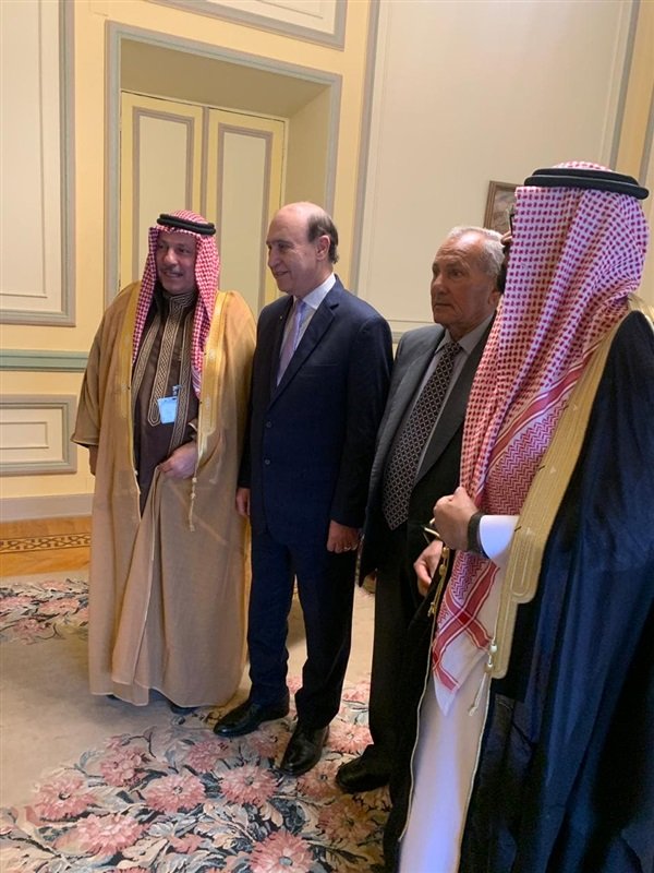 MohabMameesh's tweet photo. قرر الاتحاد العربي للتزوير والتزييف التابع لمجلس الوحدة الافتصادية العربية، اختياري رئيسا فخريا للاتحاد.
وشرفت بحصولى على درع جائزة النزاهة العربية لعام ٢٠٢٠ والتي تهدى لأبرز الشخصيات العربية في العالم العربي لما تقدمه في سبيل العمل العربي المشترك.
#تحيا_مصر
#مصر_تبني_مستقبلها 🇪🇬 https://t.co/HGU28KBehf