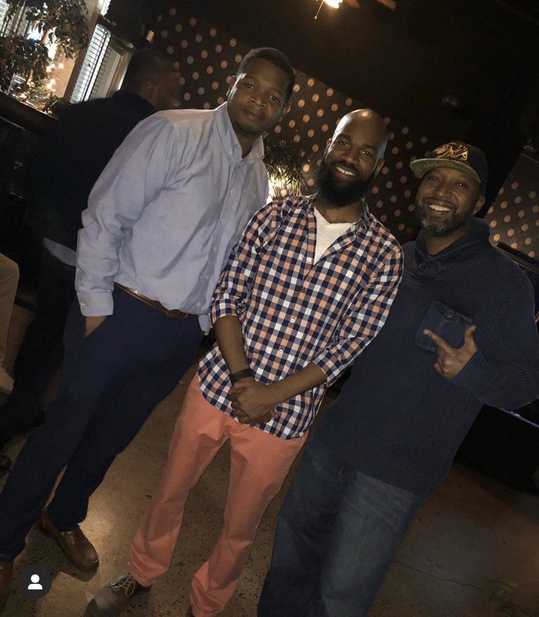 Deh_Bone_Air's tweet photo. #BONEafide and #PowerLunchHour
@Iymsumtinelse @CoreyDosEquis
Be looking for collaborative efforts from us in the near future https://t.co/aQZBjUH363