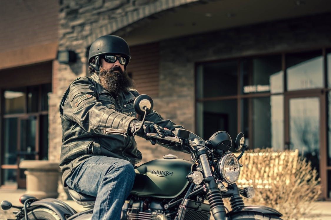 Guard_Dogs's tweet photo. #Motorcycleeyewear protects your eyes from wind, dirt, debris and other dangerous objects. Really, it’s essential equipment for any serious rider’s comfort, safety, and performance.  

Check out our huge 🏍 selection https://t.co/Y7ixfjwD9n  #goggles #motorcyclegoggles https://t.co/m15GCHcDoH
