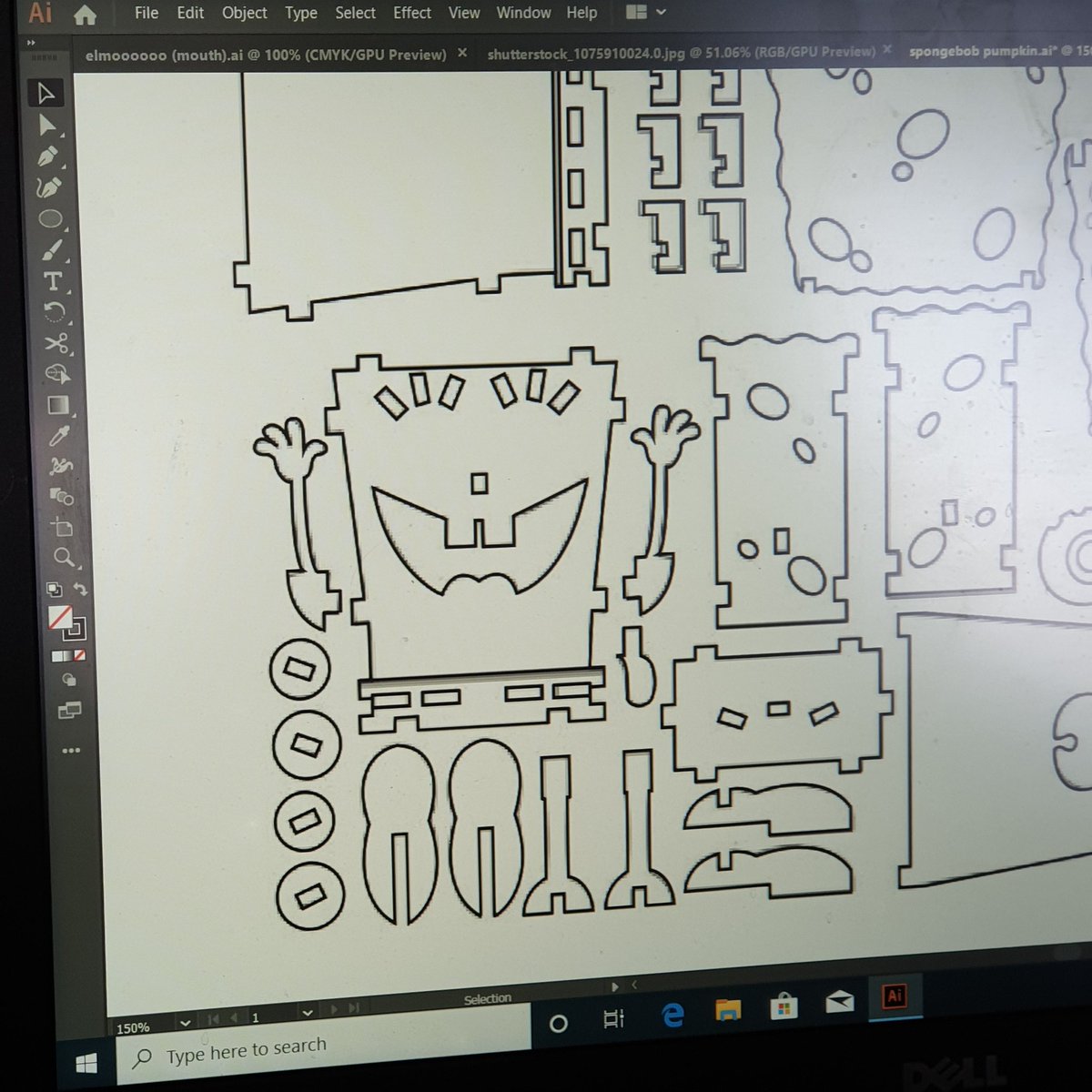 mrnicobellu's tweet photo. Uuuuuuuuuhhhhh! Who's making a character in the Maker Space?? 7th graders!! #Illustrator and #rdworks and #lasercutter are they using for it. 7th graders!!

With Mr.@LIBANolan 

 #aelincoln #makerspace #middleschool #lincoln #doitlincoln #doit https://t.co/biMMnmikD3