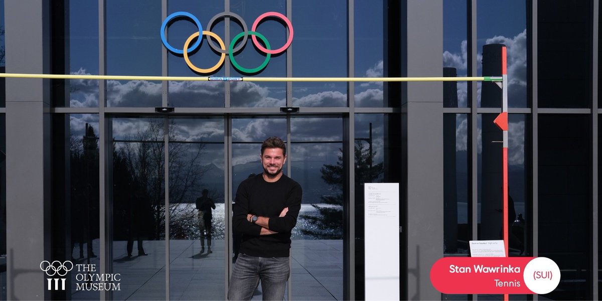 chda7777's tweet image. Stan today at the Olympic Museum in Lausanne before meeting some of his lucky fans who won to spend a day with him 🔥👌♥️ (I wish I had been one of them) #LuckyFans #StanTheGentleman #PopularMan #StanSmile #Wawrinka (pic via @olympicmuseum on Twitter)