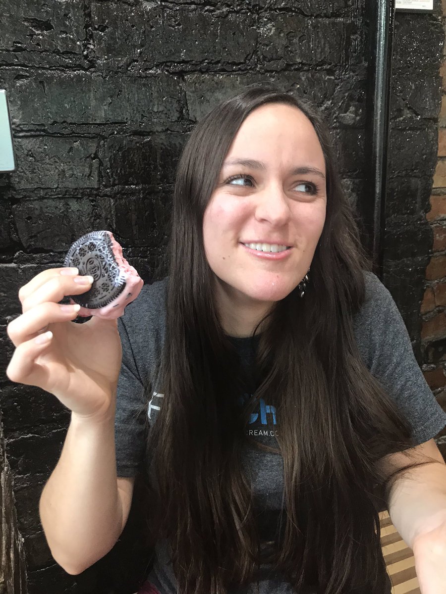 SubZeroPDX's tweet image. Coming soon! Oreo cookie ice creamsandwiches. Can be made vegan! #SubZeroIceCream #icecream #oreo #vegan