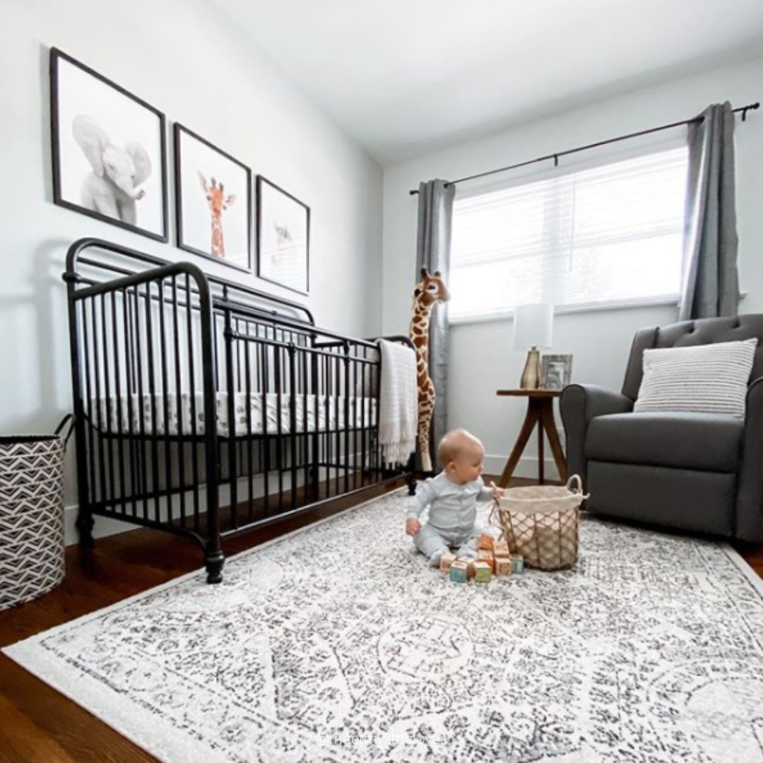 LittleSeedsKid's tweet photo. Simple, yet versatile, the Hawken Convertible Crib is perfect for those who need the right crib to complement their dream nursery design. #LittleSeedsKids

PC: @meetmylittleloves https://t.co/fbHkr8j8yI