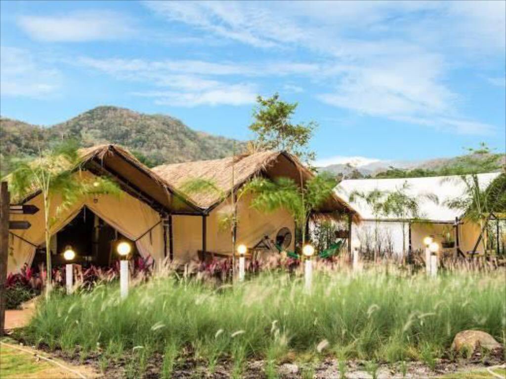 travalssale's tweet photo. #ที่พัก #ไทยเที่ยวไทย #travalssale #travel #tour #thailand #ที่พักสวย #ที่พักราคาถูก #traveltothailand #ที่พักราคาประหยัด #resort #ที่พักแนวธรรมชาติ #ขุนเขา #ธรรมชาติ #hotel #ที่พักน่าไป #ท่องเที่ยว #รีสอร์ท #โรงแรม #natural #naturalresort #homestay https://t.co/FkBuRJ93vY