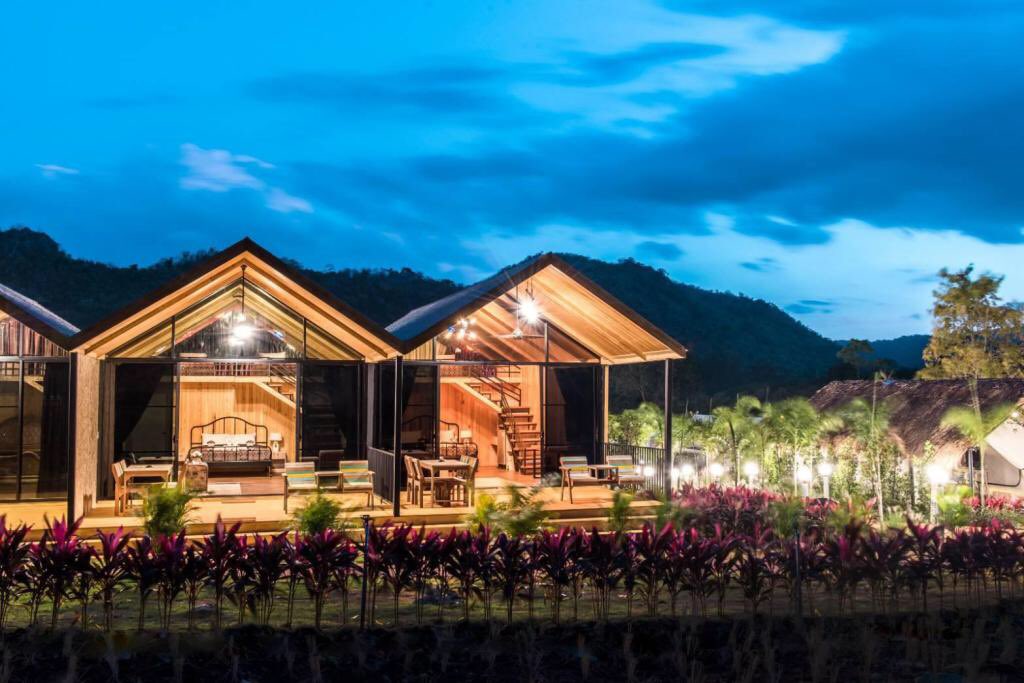 travalssale's tweet photo. #ที่พัก #ไทยเที่ยวไทย #travalssale #travel #tour #thailand #ที่พักสวย #ที่พักราคาถูก #traveltothailand #ที่พักราคาประหยัด #resort #ที่พักแนวธรรมชาติ #ขุนเขา #ธรรมชาติ #hotel #ที่พักน่าไป #ท่องเที่ยว #รีสอร์ท #โรงแรม #natural #naturalresort #homestay https://t.co/FkBuRJ93vY