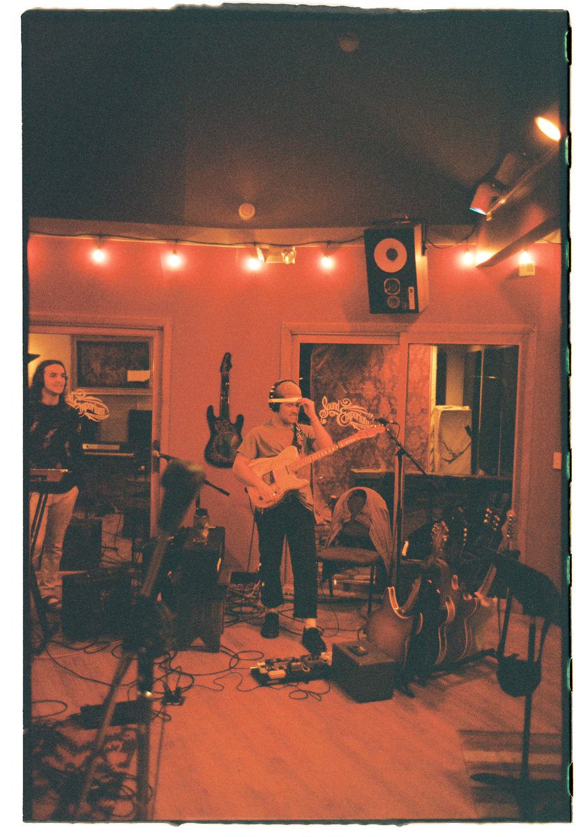 tape me up, captain - Mercy Lounge 2/27 &amp; I might tape headphones to my head