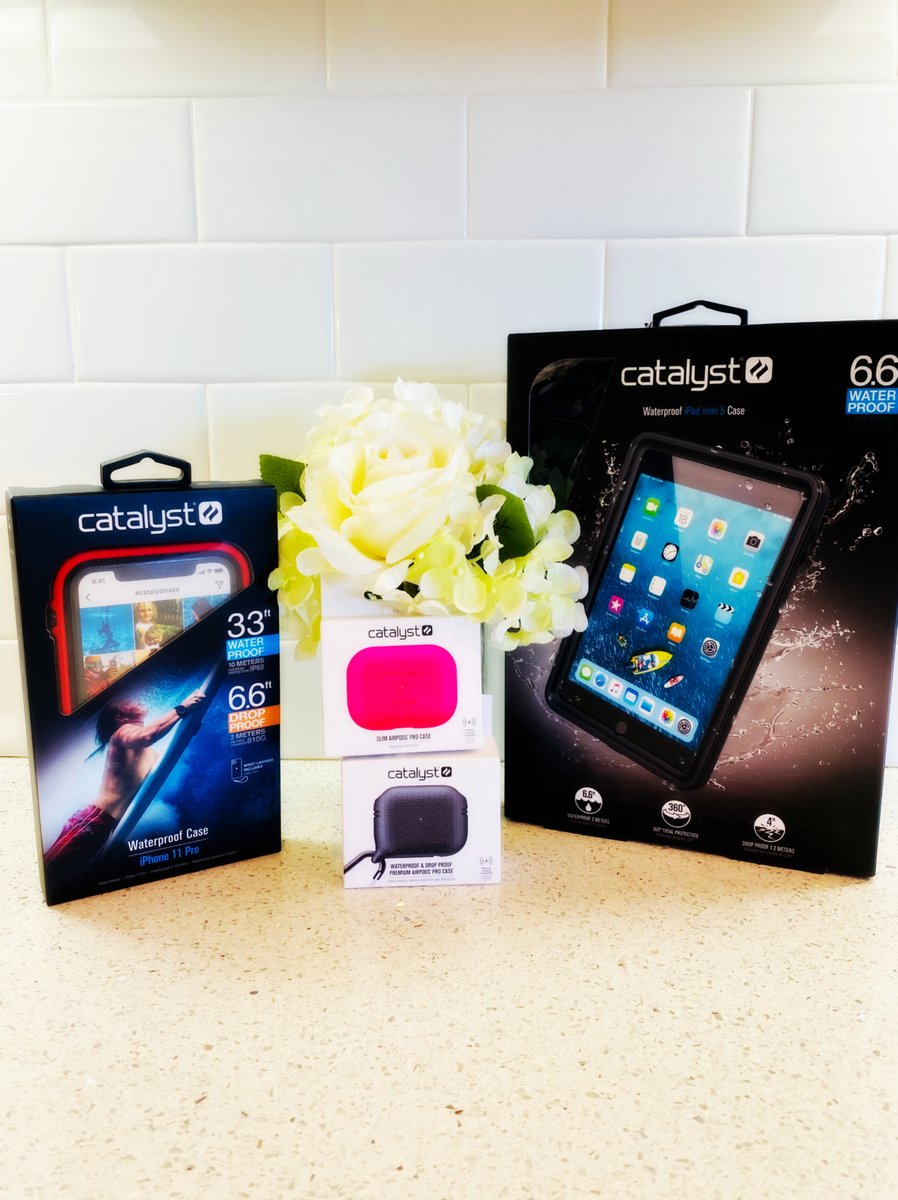 jsismee's tweet photo. Catalyst Cases Offer Superior Protection for Your #iPad, #iPhone &amp; #AirPods! #CATALYSTCASE #PRGift #PhoneCase #PhoneCases #Waterproof #WaterproofCases #Vacation #MomLife #MommyBlogger 

https://t.co/hzP1seuzPD https://t.co/O3C2gqCRG3