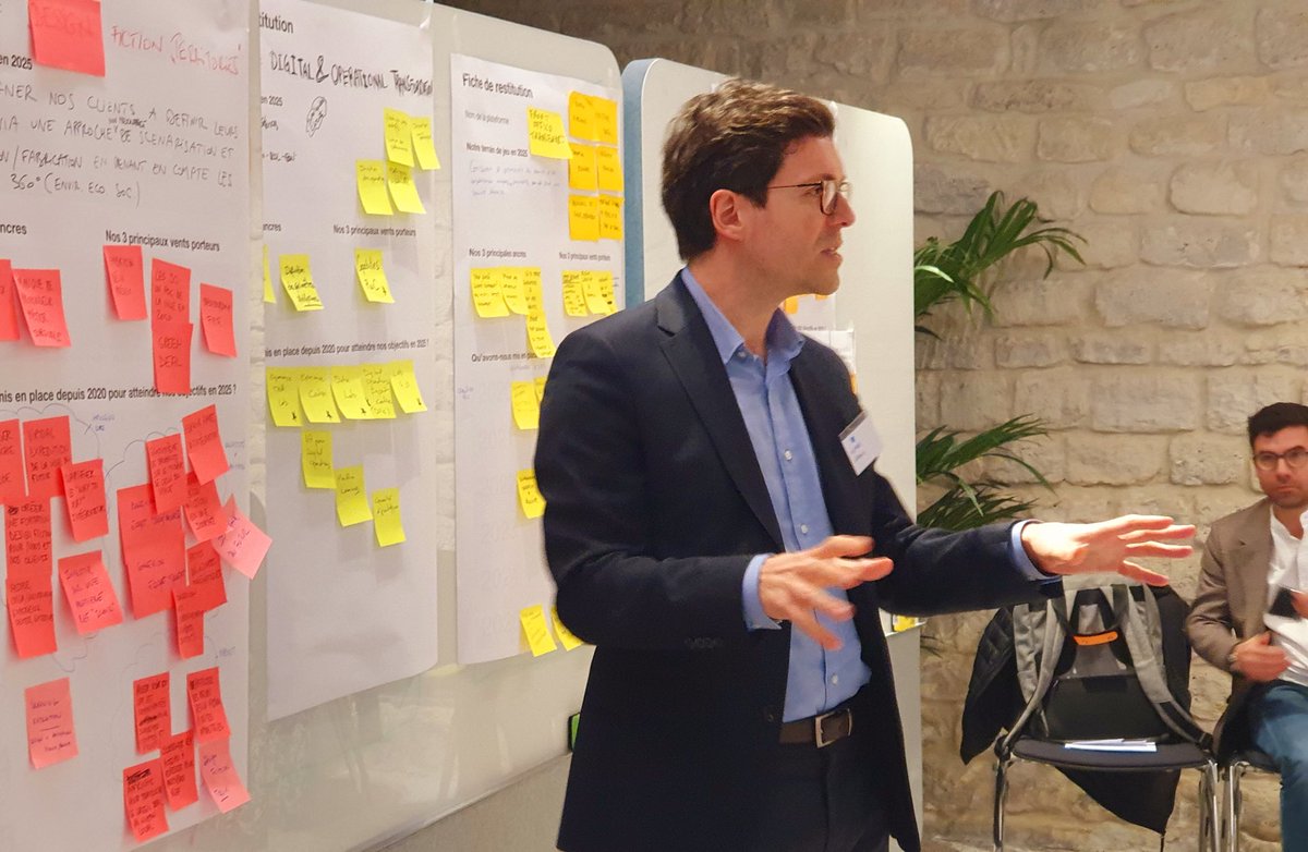 ‘New Society, new services’ : aujourd’hui à l’Experience Center, ce sont des équipes de <a href="/PwC_France/">PwC France</a> qui se transforment avec <a href="/yderriennicpwc/">Derriennic Yoann</a> et Elizabeth Hachmanian pour former une nouvelle BU qui adressera les nouveaux enjeux de notre société. #sustainable #digital #ethique