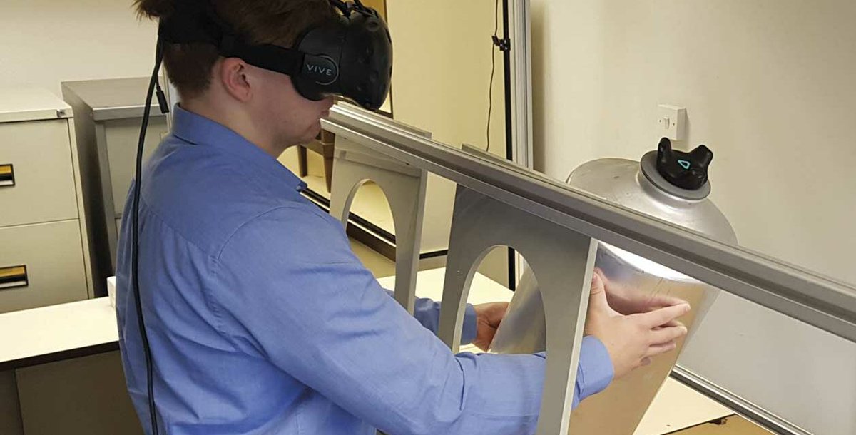 ukmfgoutlook's tweet photo. #Digitisation: #FOBMI champion
@HMLUK was helped by @Autodesk_UKI sponsored #digitalcatalyst to perfect AR/VR solution that takes 2 weeks off + bespoke product development.
https://t.co/PWbGlSYeOr
#ukmfgreview #VirtualReality #highcontainment #NWEngland #UKmfg #GBmfg https://t.co/l0OSuunTX5