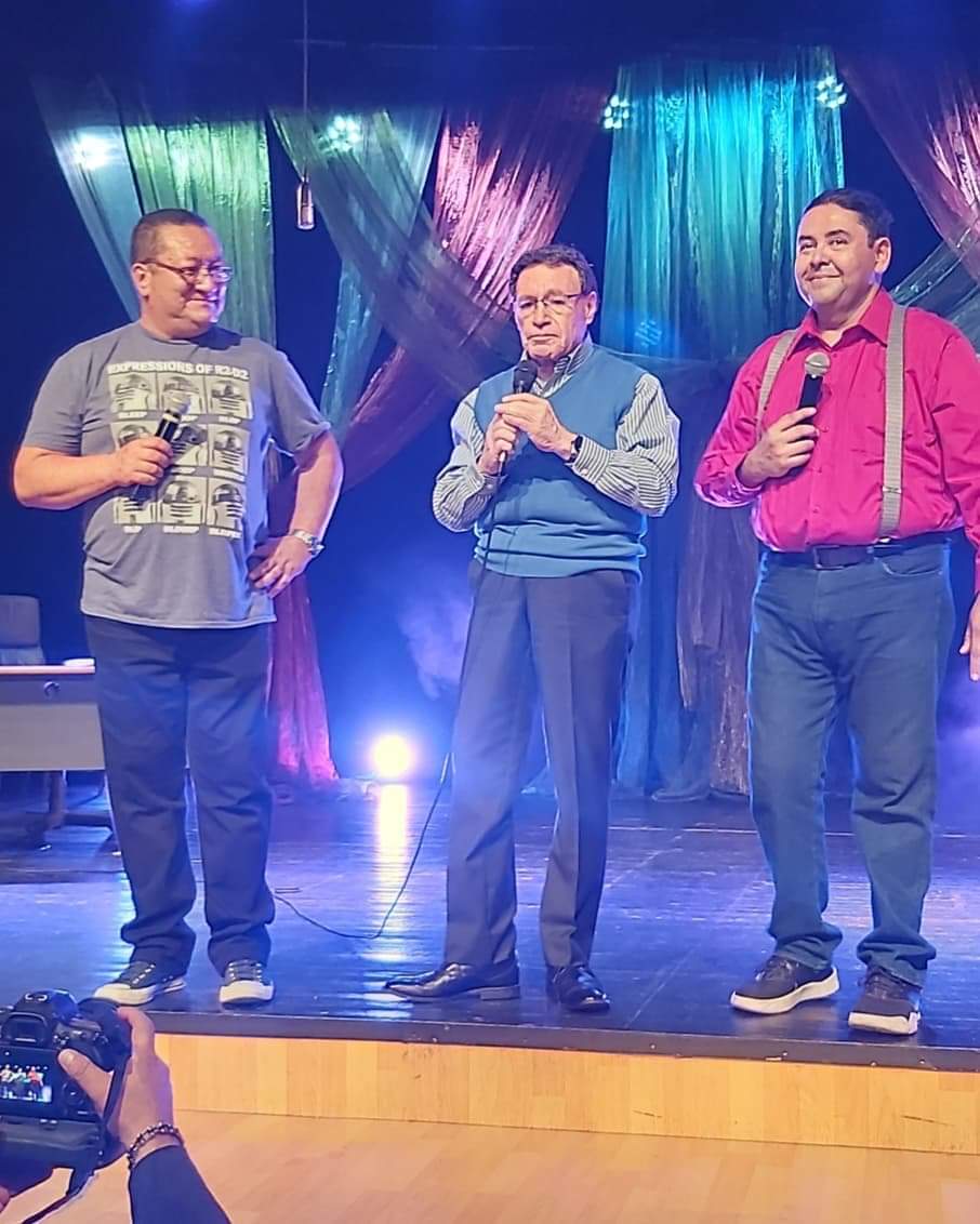 chendogt's tweet photo. No se queden sin su DVD histórico, la última vez que se reunieron Don Otto, Ever y Chendo. Pidalo al 46082407 a sólo 75.00 https://t.co/FIn5dwmX8E