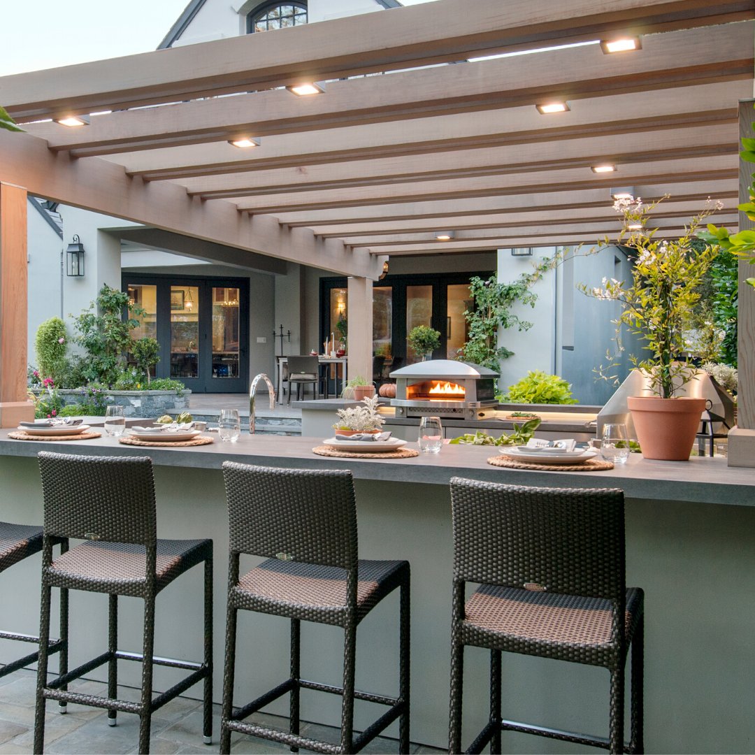 bathsplashma's tweet image. Who says you can't revamp your outdoor living space as well?! Plan ahead and get ready for those sweet summer and spring nights. Contact one of our team members today at our showroom located in Cranston bathsplashshowroom.com