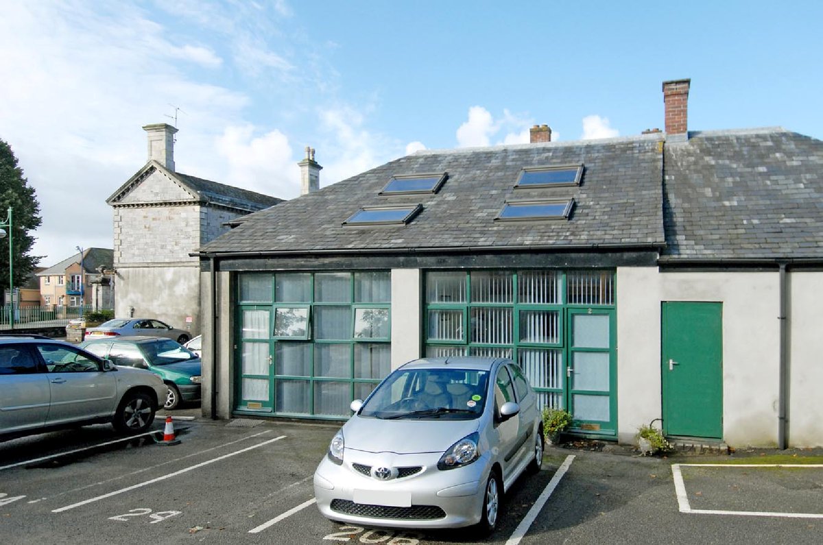 LettingsMB's tweet photo. One bedroom gallery style #house in The #Millfields, #Stonehouse - £475 PCM. #Plymouth 

The #property benefits from an allocated parking space, an open plan lounge/kitchen and is situated within a secure development. 

For more information, please visit https://t.co/YHEXrH5jCE ! https://t.co/PgTaPzJ3gO