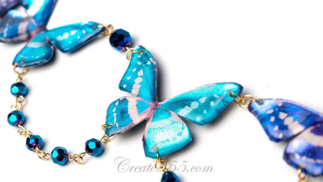 蝶野 牡丹 Create555 青といえばモルフォチョウ しっとりからキラキラメタリックまで これまで作った青い蝶々アクセサリー 水色から青紫まで ブルー のバリエーションを作るのが好き これを見た人は青い画像を貼れ これを見た人は青色の画像