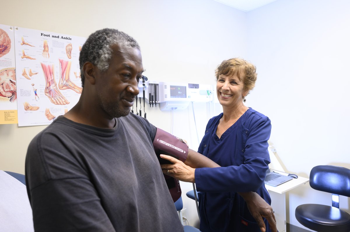 faithmissionoh's tweet photo. DYK that our Health Center is open to anyone who is homeless or in danger of becoming homeless in Franklin Cty? We have a physical therapist on hand THIS THURSDAY night. Call for an appointment now. https://t.co/UWbvDRypMJ #lssnetworkofhope #yourhealthisimportant #Columbus https://t.co/jWIYM8Lm1P