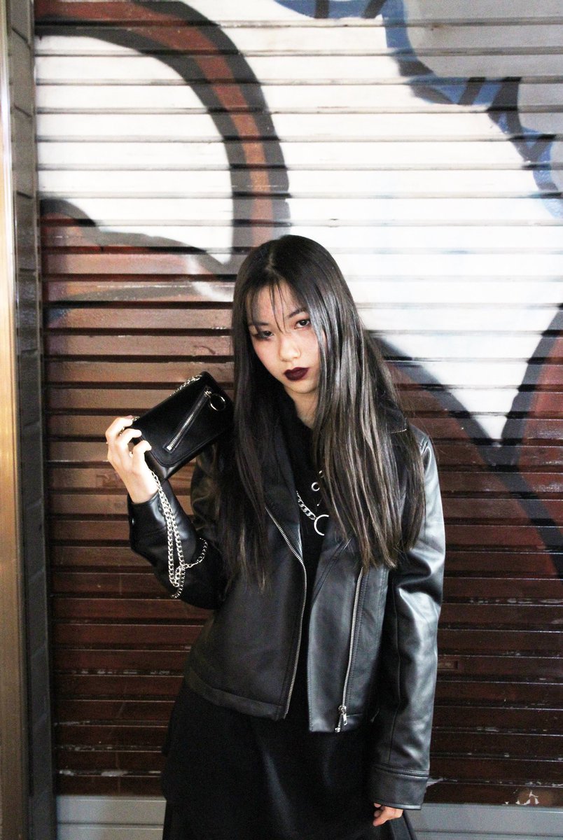 eriika2626's tweet photo. この前の @first_label さんの @AMERE_WEB 撮影📸
お店でメイクもしてもらったよ☆*°
すごく楽しかったぁ(,,> <,,)♡
#ERIKA #GLUES #DearGirls #DearGirls大阪 #jc1 #AMEREKIDS 
#ヴィジュアル系 https://t.co/HDOAmITXYp
