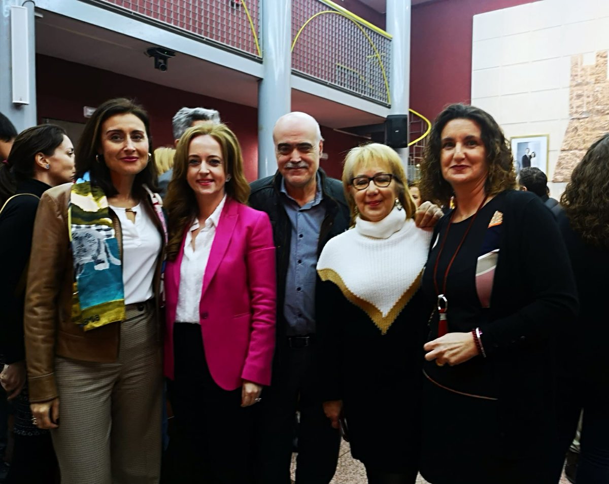 psoebetera's tweet photo. Este matí, #Bétera acull un homenatge a les víctimes de Camp de Túria del nazisme. Socialistes de la comarca de Camp de Túria donen el seu recolzament a l'acte🌹
#ConstruintMemòria
#MemòriaDemocràtica https://t.co/xSuKKwsUja