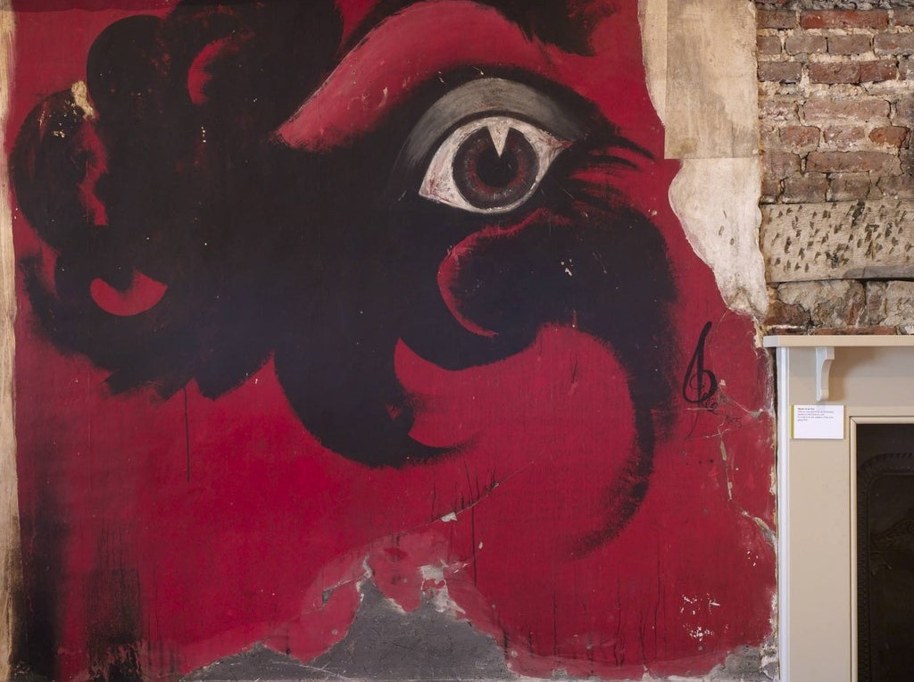 EmotionsHP2020's tweet image. #EHP2020 is a conference on the relationship between emotions and place in history and heritage. Join us on 8-9 June 2020 at @QMUL and @SuttonHouseNT! Call for papers now open: emotionshistoryplace2020.wordpress.com/call-for-paper…