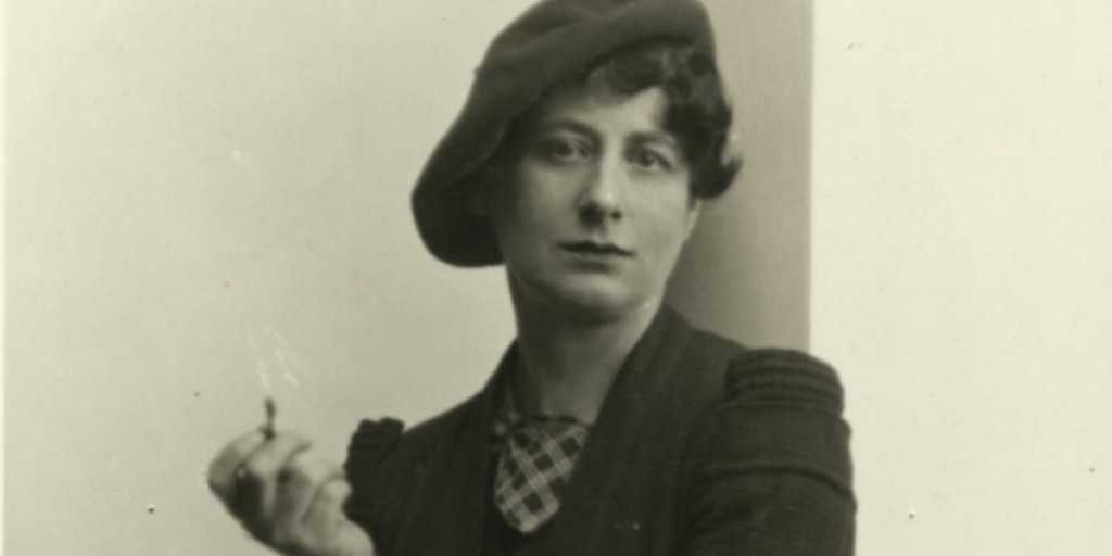 memoriadotcom's tweet photo. Remembering #NgaioMarsh the 'Queen of Crime' on the anniversary of her death, aged 86.  Read more at:
https://t.co/BTWLwCPIyZ
#OnThisDay #DiedOnThisDay #MemoriaApp #Remember https://t.co/3v5d0IssaF