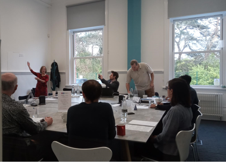 'Action learning' with <a href="/ElaineKearneyUK/">ElaineKearneyInnovates</a> at #OISpace Launch Readiness workshop today <a href="/Base_Bordon/">BASE Bordon IC</a>. Lots of sharing and collaboration between cohort members @SpaceIncNet <a href="/oxinnovation/">Oxford Innovation Space</a>