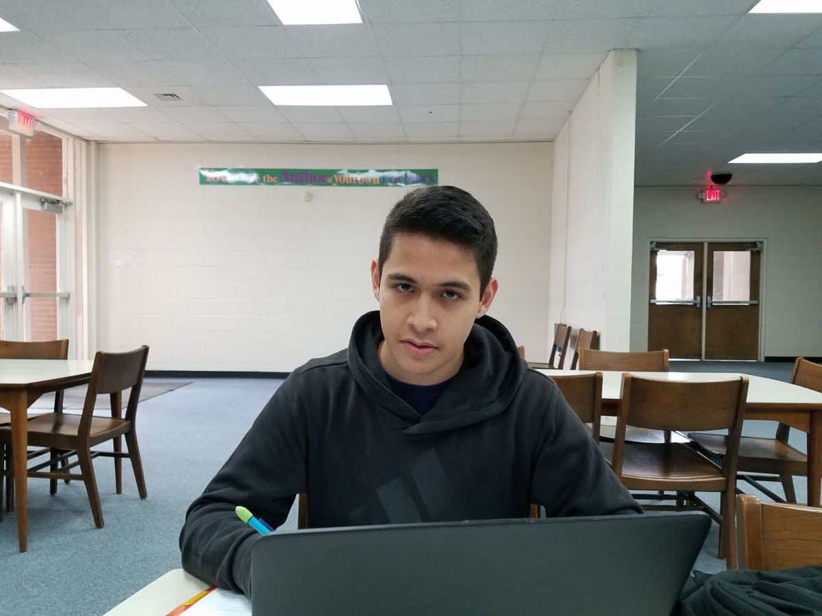 CTE Month: CTE Highlight Student 
Luis Pulgarin-Alonso

* Credentials *
Microsoft Word 
Power Point 
Adobe Photoshop 
Adobe Illustrator 
Adobe Indesign 
Career Awareness 
Financial Literacy