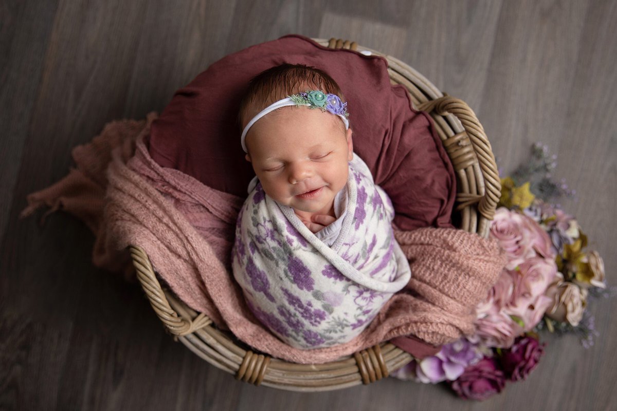 BobblePhoto1's tweet photo. ☀️#HalfTermOffer☀️
Grab a #bargain, our £5 shoots are back!Includes one hour #newborn sessions, #family #sibling and #toddler shoots.
Price includes an 8x6 print. 
Payment upon booking 
#photoshoot #offer #suffolk #halfterm #parenting #photographs #memories #bobblephotography https://t.co/TtpiAVaVmS